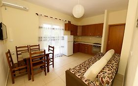 Vasili'S Family Apartments